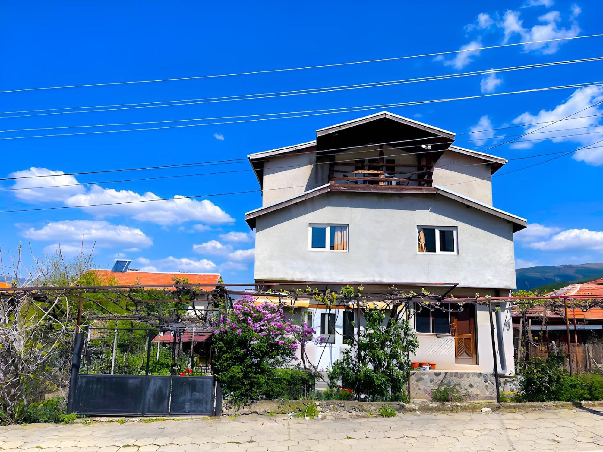 Alpin Guest House Sapareva Banya Luaran gambar