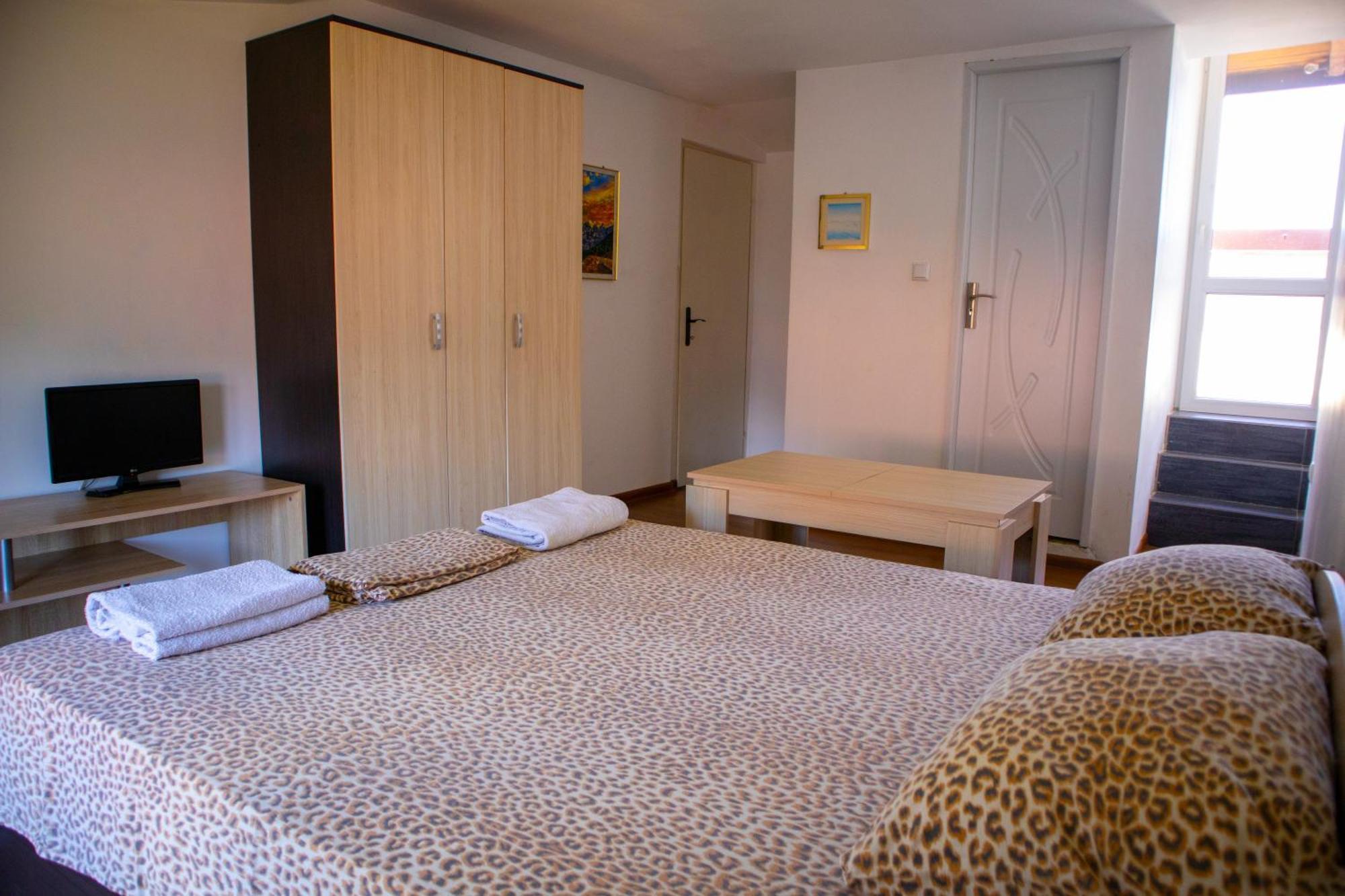 Alpin Guest House Sapareva Banya Luaran gambar